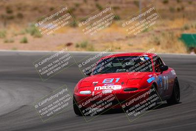 media/May-31-2025-CalClub SCCA (Sat) [[2c1a04e1ee]]/Qualifying/Group 5/Turn 4/